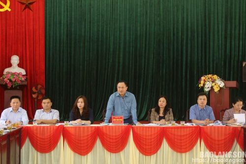 Lãnh đạo UBND tỉnh tiếp công dân đột xuất liên quan đến Dự án trang trại chăn nuôi lợn thương phẩm tại xã Lâm Ca, huyện Đình Lập