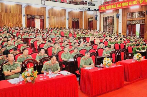 Đảng ủy Công an tỉnh tổ chức hội nghị sinh hoạt chính trị quý IV/2024