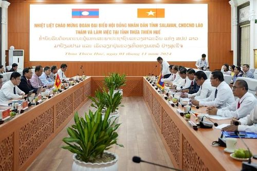 Thúc đẩy hơn nữa mối quan hệ hợp tác giữa Thừa Thiên Huế và Salavan