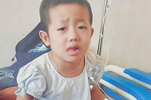 Mở rộng lòng từ: Con bệnh nặng không tiền chữa trị