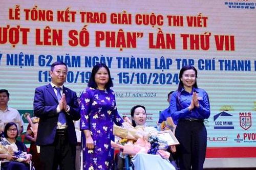 Gần 1.000 bài viết tham dự cuộc thi 'Vượt lên số phận' lần thứ VII