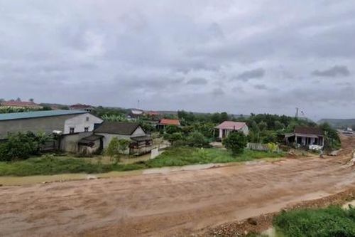 Hàng trăm hộ dân bị ngập lụt do ảnh hưởng thi công cao tốc?