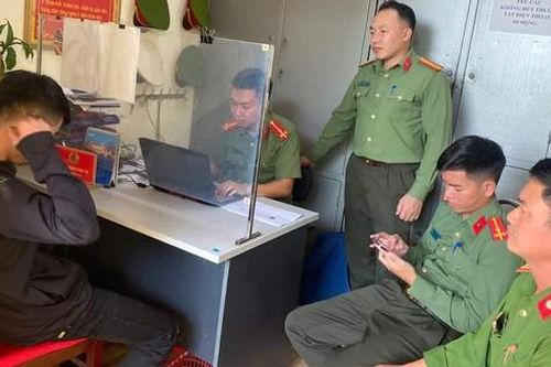 Bị tạm giữ phương tiện, nam thanh niên Hải Dương đăng clip lên mạng xúc phạm CSGT
