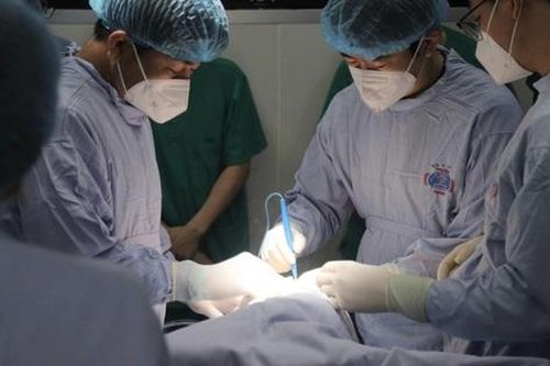 2 thử nghiệm lâm sàng toàn cầu về thuốc đích, thuốc miễn dịch điều trị ung thư phổi của Bệnh viện K được đánh giá xuất sắc