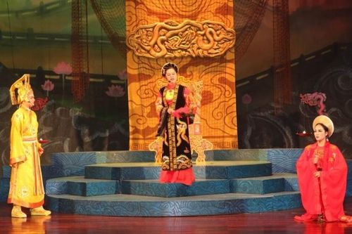 Chuyện Linh Từ Quốc mẫu Trần Thị Dung giúp lập nhà Trần