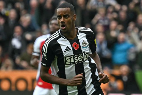 Arsenal thua bạc nhược trước Newcastle