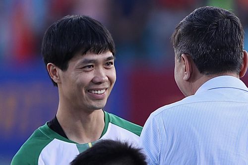 Công Phượng lập cú đúp