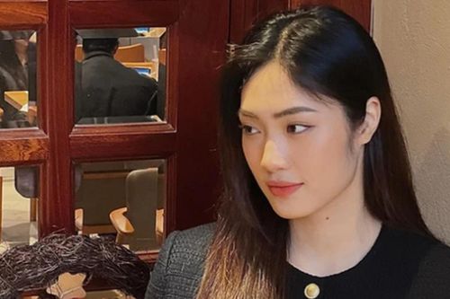 Phụ công đẹp nhất bóng chuyền nữ Việt Nam nhận nhiệm vụ quan trọng sau khi cưới chồng là chiến sĩ công an