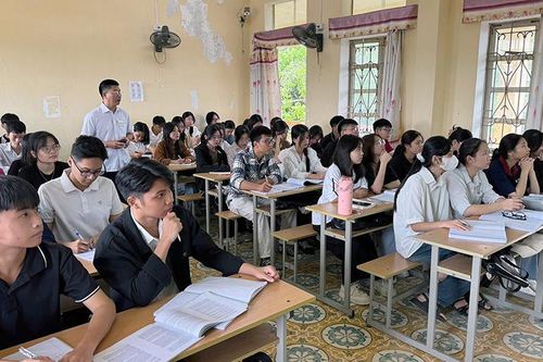 Chậm muộn cấp kinh phí hỗ trợ sinh viên sư phạm