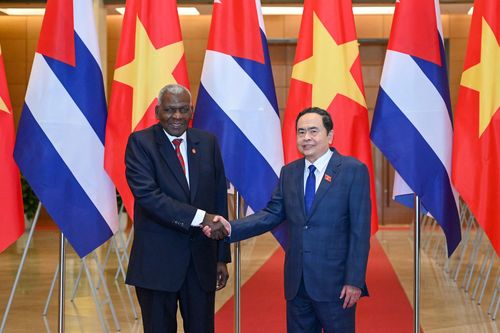 Phát triển quan hệ đoàn kết đặc biệt Việt Nam-Cuba ngày càng bền chặt