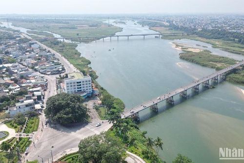 Quảng Ngãi: Thiếu hạ tầng lưu trú, dịch vụ cao cấp