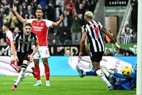 Kết quả Ngoại hạng Anh: Arsenal trắng tay trước Newcastle