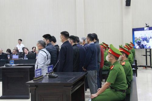 4 bị cáo cựu lãnh đạo tỉnh Bắc Ninh bị tuyên phạt tổng cộng 11 năm 8 tháng tù