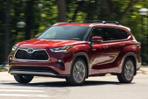 SUV của Toyota, Honda và Subaru được người dùng giữ lâu nhất