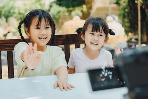 Giúp con tự tin bằng 6 cách này