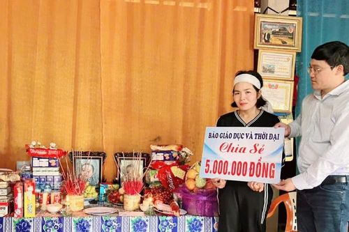 Báo GD&TĐ hỗ trợ 'nóng' gia đình cùng lúc mất 2 đứa con thơ trong lũ