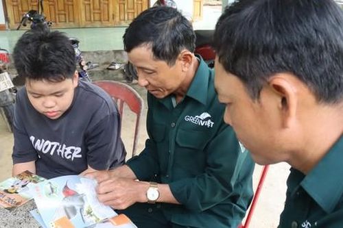 Tập huấn kỹ năng bảo vệ động vật hoang dã cho bạn trẻ