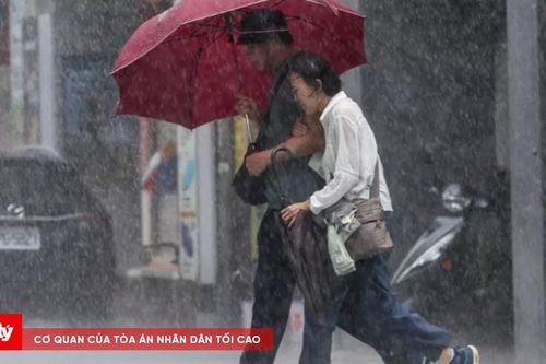 Nhật Bản kêu gọi 200.000 người sơ tán do mưa lớn