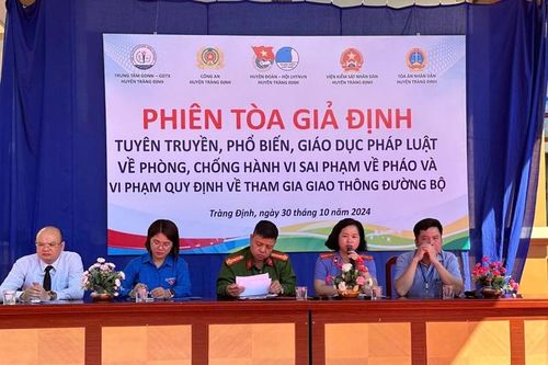VKSND huyện Tràng Định phối hợp với các cơ quan tổ chức phiên tòa giả định