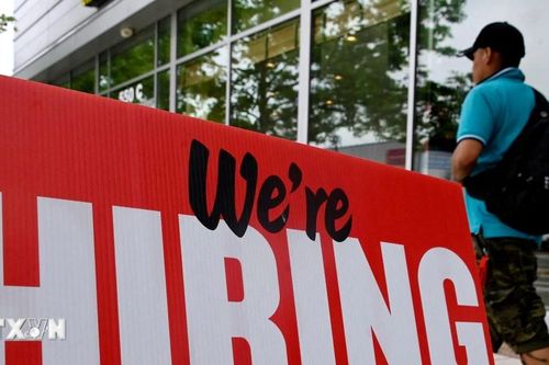 Tăng trưởng việc làm của Mỹ chậm nhất kể từ cuối năm 2020