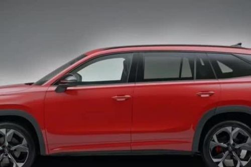 Đối thủ Hyundai Santa Fe ra mắt SUV mạnh nhất của hãng: Ngoại hình đẹp bất chấp, trang bị cực xịn