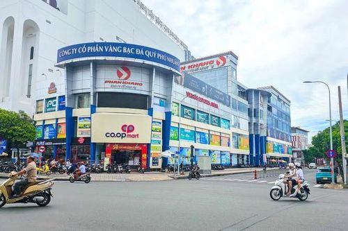Saigontourist cho thuê đất công sai quy định