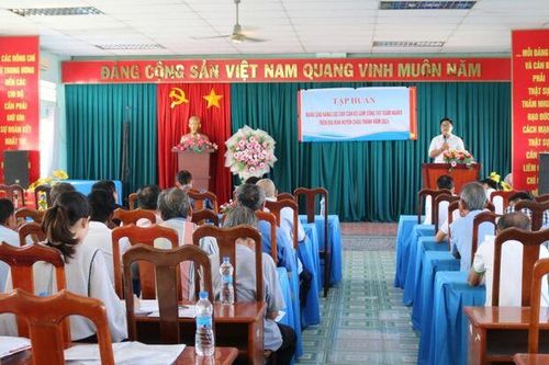 Tập huấn nâng cao năng lực công tác giảm nghèo tại thị trấn An Châu