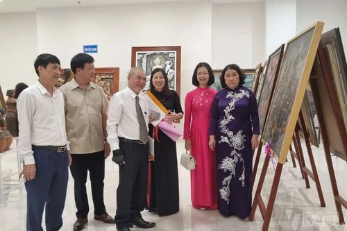 Lào Cai giành 3 giải thưởng tại Triển lãm Mỹ thuật khu vực III năm 2024