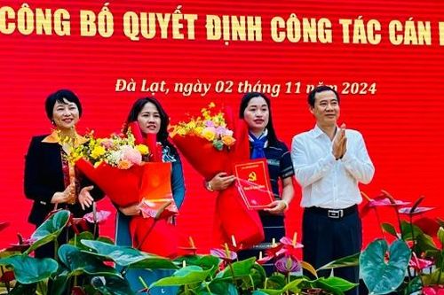 Lâm Đồng bổ nhiệm 2 nữ cán bộ làm Trưởng Ban Dân tộc và Phó Chánh Văn phòng Đoàn ĐBQH - HĐND