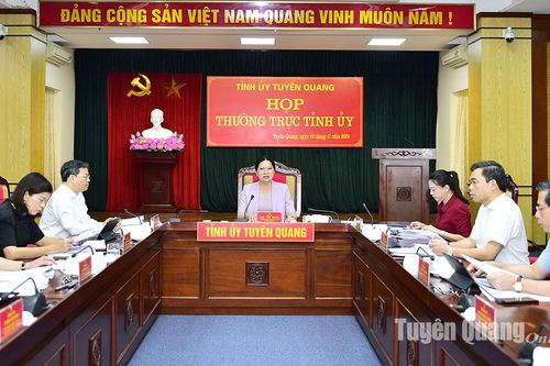 Đồng chí Bí thư Tỉnh ủy Hà Thị Nga: Cần ổn định nơi ở cho người dân mất nhà ở do bão Yagi trước Tết Nguyên đán