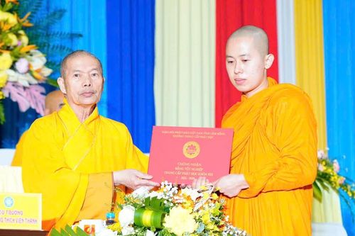 Lâm Đồng: Trao Bằng tốt nghiệp Lớp Cao đẳng khóa V và Trung cấp Phật học khóa XIII