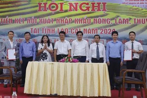 Việt Nam - Trung Quốc cam kết tạo thuận lợi nhất cho xuất nhập khẩu nông, lâm, thủy sản qua Cửa khẩu Lào Cai