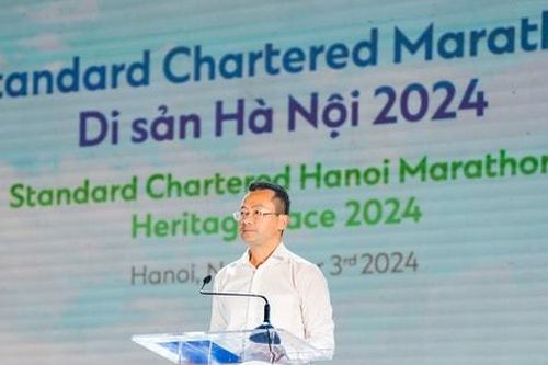Hơn 18.000 vận động viên dự Giải chạy Standard Chartered Marathon Di sản Hà Nội 2024