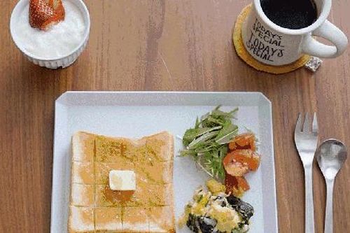Sau một tháng ăn uống tối giản, tôi ăn ít đi, cảm thấy nhẹ nhàng và sống tốt hơn!