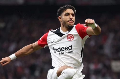 Trận thắng đậm nhất của hiện tượng Bundesliga mùa này