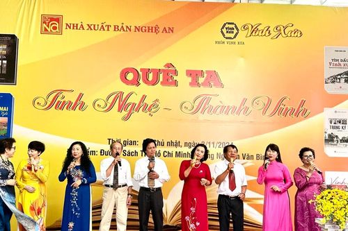 Hương sắc xứ Nghệ giữa thành phố mang tên Bác
