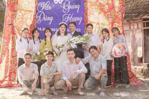 Cặp đôi Ninh Bình có bộ ảnh cưới độc đáo 'gây bão' mạng