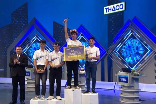 Nam sinh TPHCM giành nguyệt quế Olympia sau trận thi gay cấn