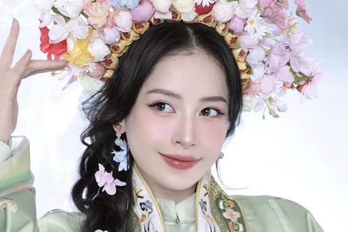 Sao Việt hôm nay: Midu khoe nhan sắc 'thần tiên tỷ tỷ', Tăng Thanh Hà hóa thiên nga đen, Chi Pu ngọt ngào