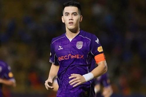 Lập công liên tiếp, Tiến Linh đạt hiệu suất ghi bàn tốt nhất V-League