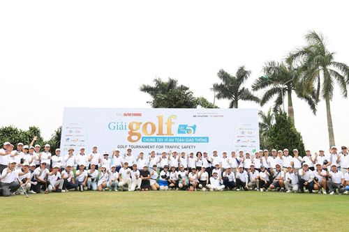 Khởi tranh giải golf Chung tay vì ATGT 2024