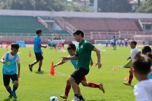 Hàng trăm trẻ em Việt Nam cùng khởi động Anessa Sunshine Project