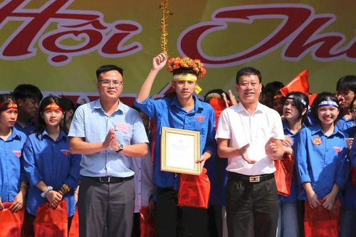 Hội thi Rung chuông vàng tìm hiểu sức khỏe sinh sản vị thành niên, thanh niên tại huyện Yên Thành