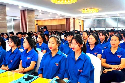 300 đoàn viên thanh niên được phổ biến văn bản pháp luật mới về trật tự ATGT đường bộ