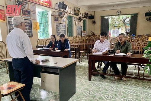 Vun đắp 'nền tảng' vững chắc cho Đảng từ cơ sở