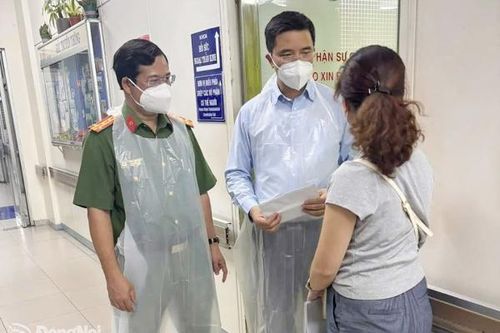 Giám đốc Công an Đồng Nai thăm hỏi 3 cán bộ, chiến sĩ bị thương khi làm nhiệm vụ