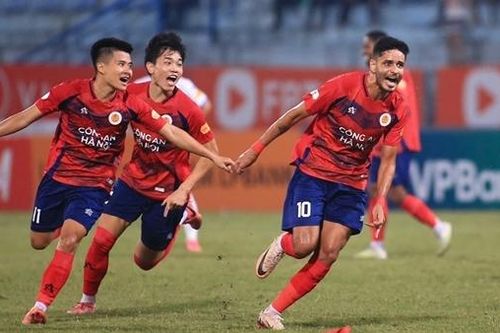 Ngoại binh CLB Bóng đá Công an Hà Nội dẫn đầu danh sách vua phá lưới