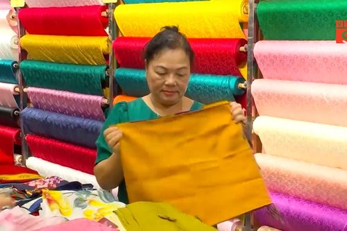 Nghệ nhân đưa 'hồn cốt' lụa Vạn Phúc hồi sinh