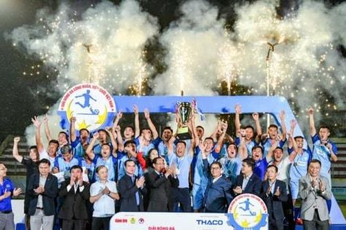 Công đoàn Quảng Ninh xuất sắc giành Cúp vô địch Giải bóng đá công nhân, viên chức Việt Nam 2024
