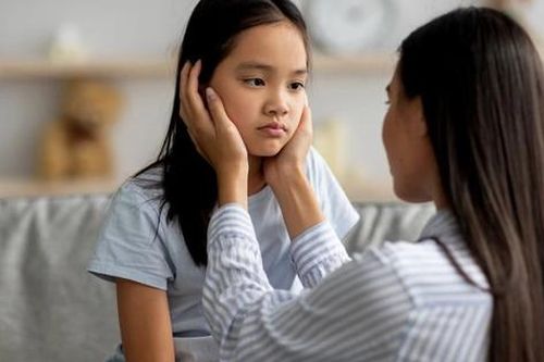 Dùng liệu pháp hormone điều trị dậy thì muộn sao cho đúng?
